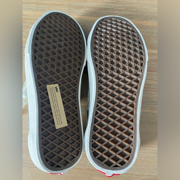 Vans Old Skool Flower Dot Pattern Blue and Black size 8.5. Skate Street School - Picture 3 of 4